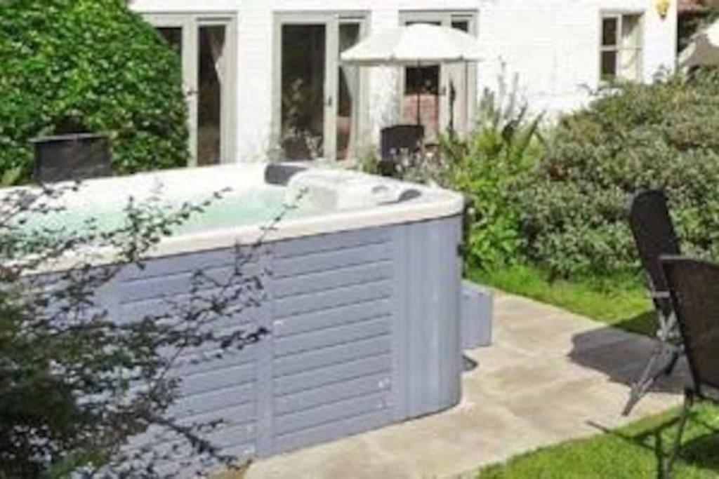 Forestry Cottage. Hot Tub, Open Fire, Dog Friendly Gaywood Dış mekan fotoğraf